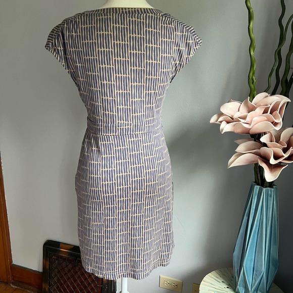 Boden Weekend Jersey Knit Dress w Pockets Scoop Neck A-Line Women's Size 4 - Picture 2 of 8